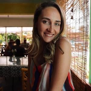 Meet your Posher, Alicia